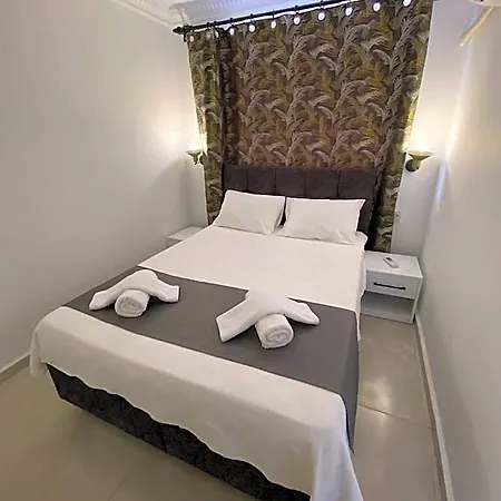 Ξενοδοχείο Aley's 3*